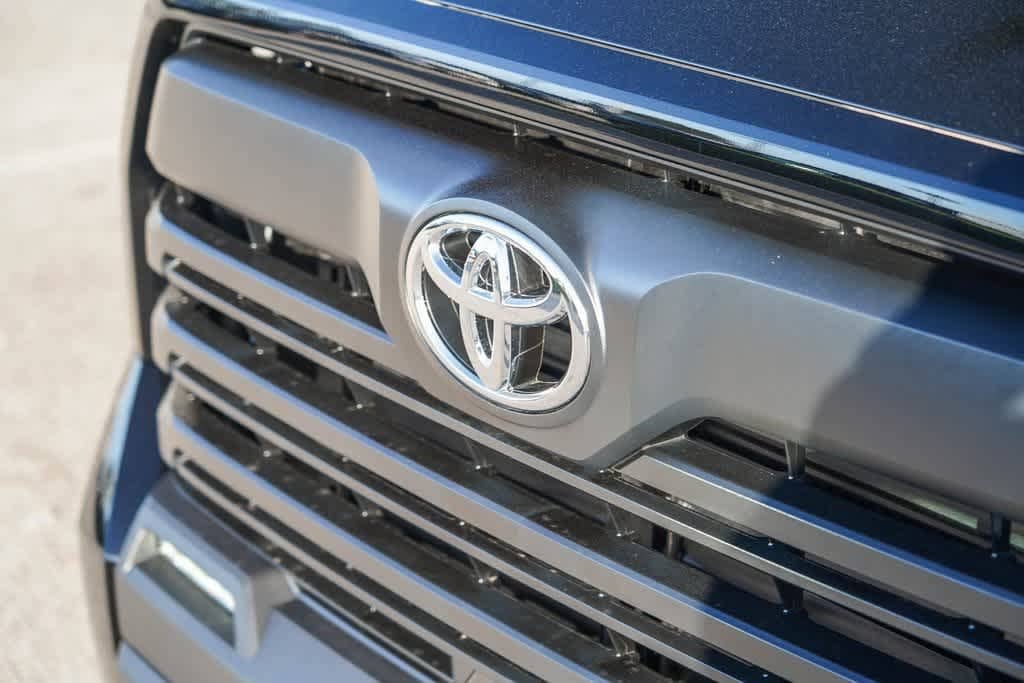 2025 Toyota Tundra SR5 3