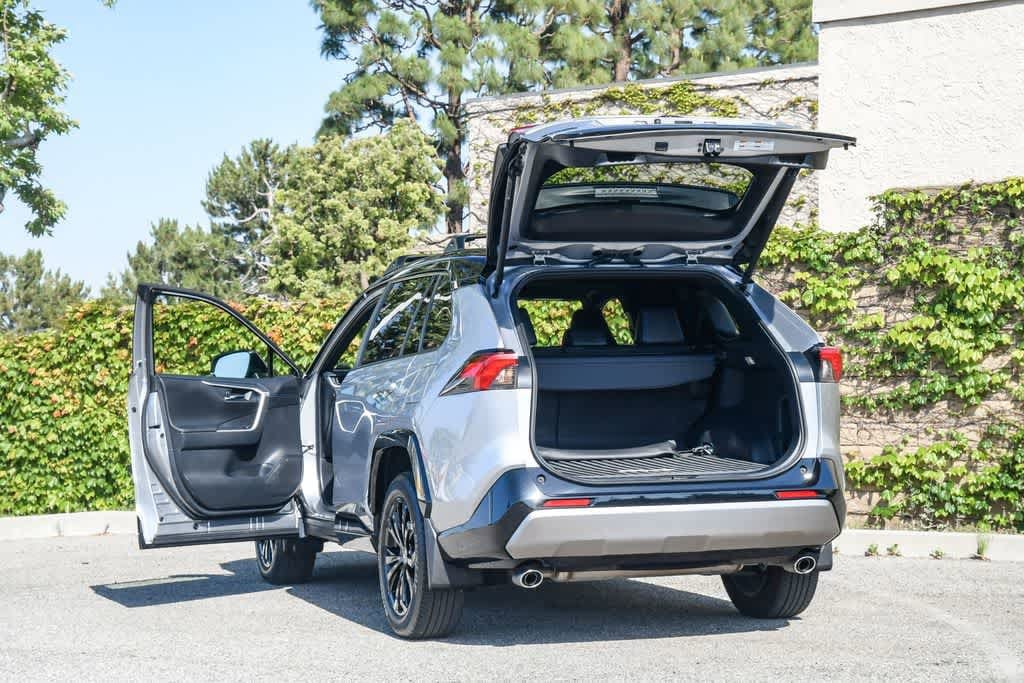 Thumbnail: 2025 Toyota RAV4 - 27