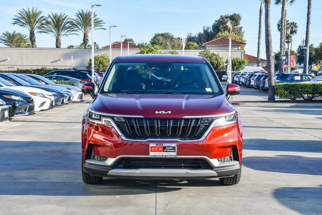 Used 2024 Kia Carnival LX Mini-van, Passenger