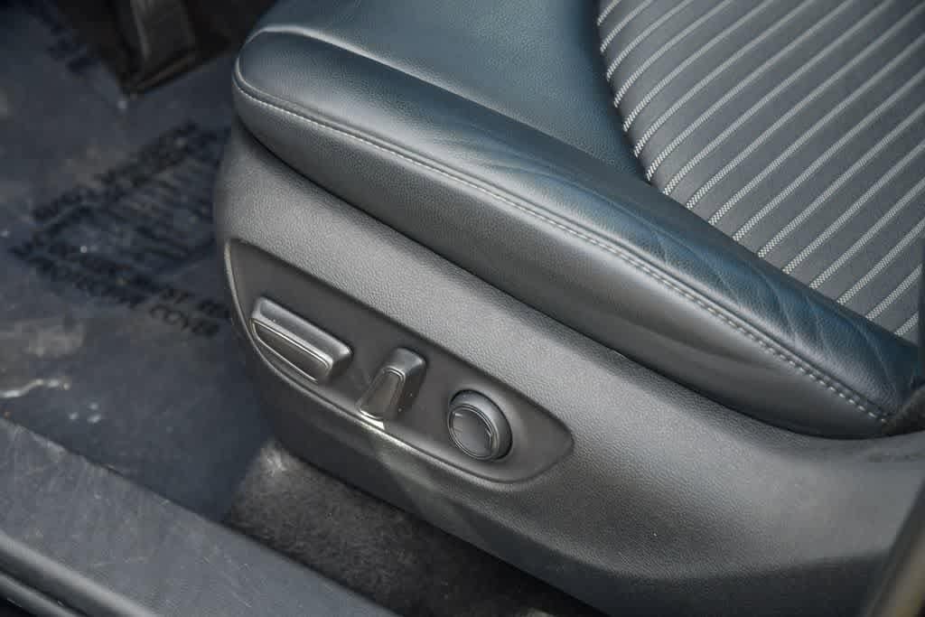 Thumbnail: 2024 Toyota Highlander - 27