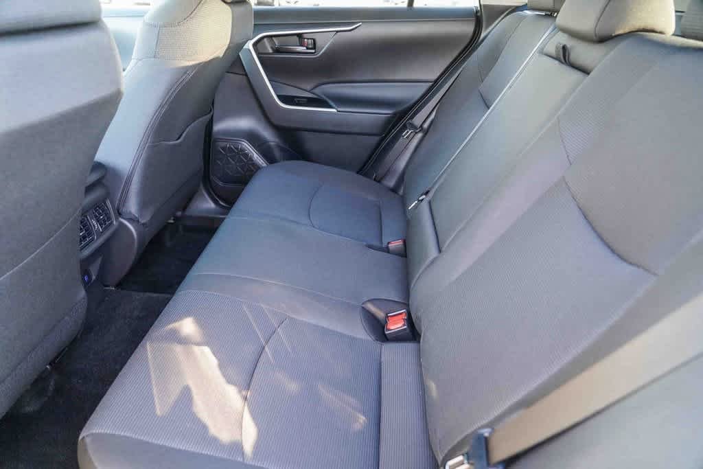 Thumbnail: 2025 Toyota RAV4 - 18