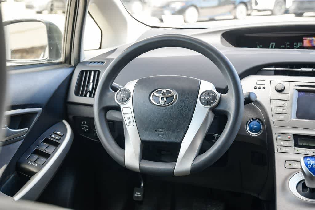 Thumbnail: 2014 Toyota Prius - 12