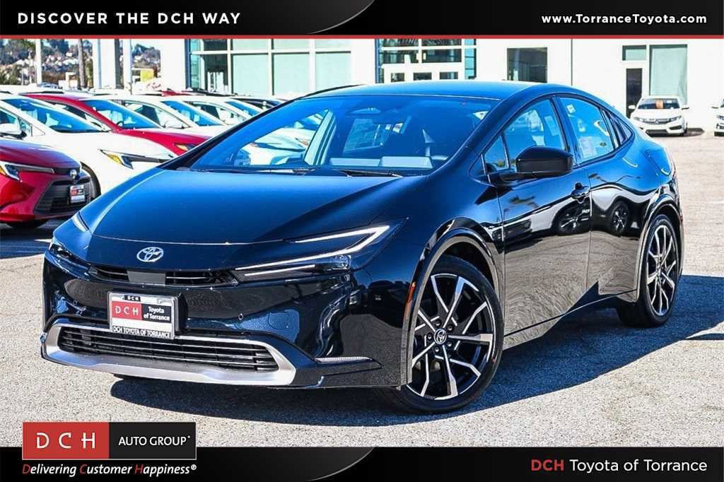 2026 Toyota Prius XSE's photo