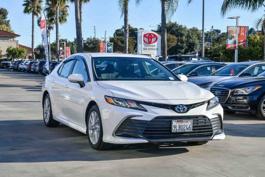 Thumbnail: 2024 Toyota Camry - 3