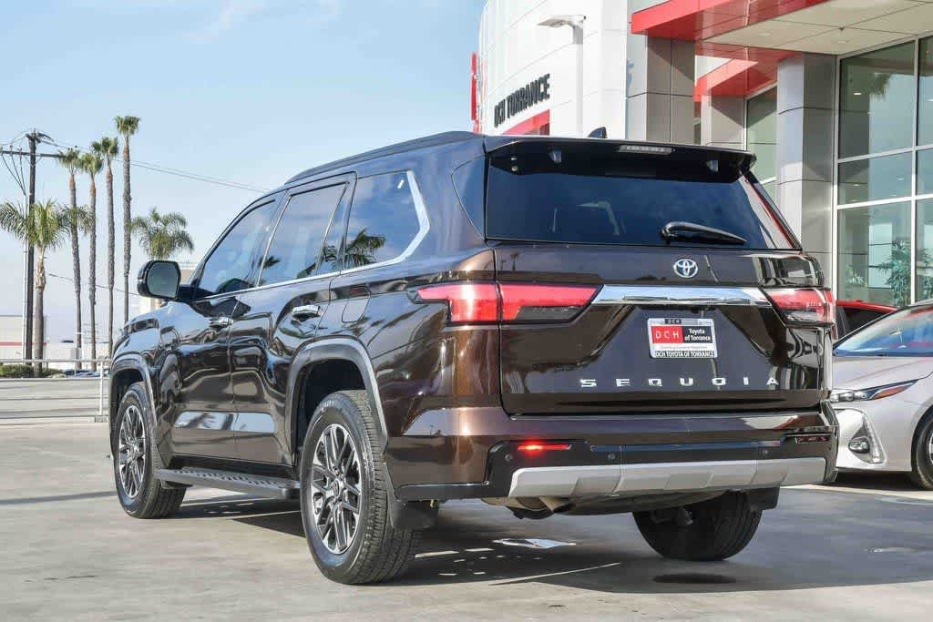 Thumbnail: 2023 Toyota Sequoia - 9