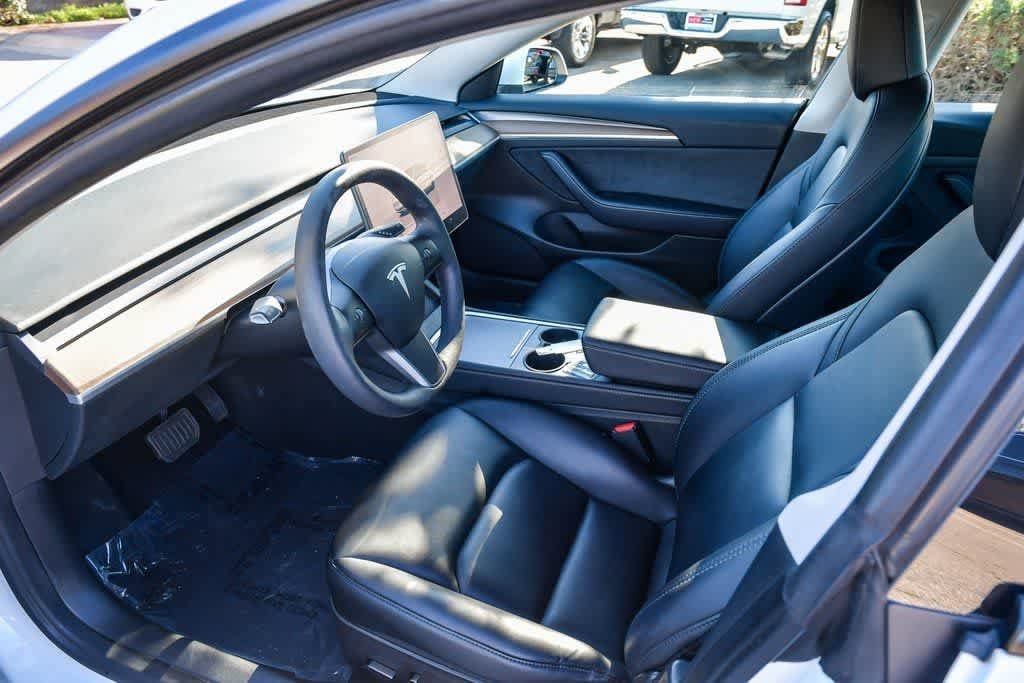 Thumbnail: 2023 Tesla Model 3 - 16