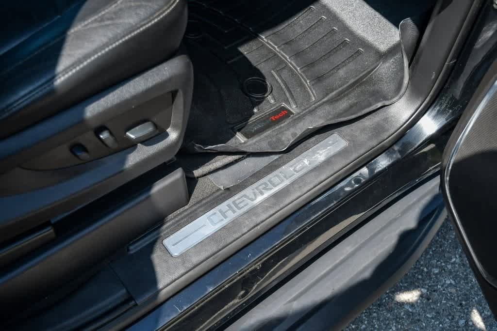 Thumbnail: 2019 Chevrolet Tahoe - 16