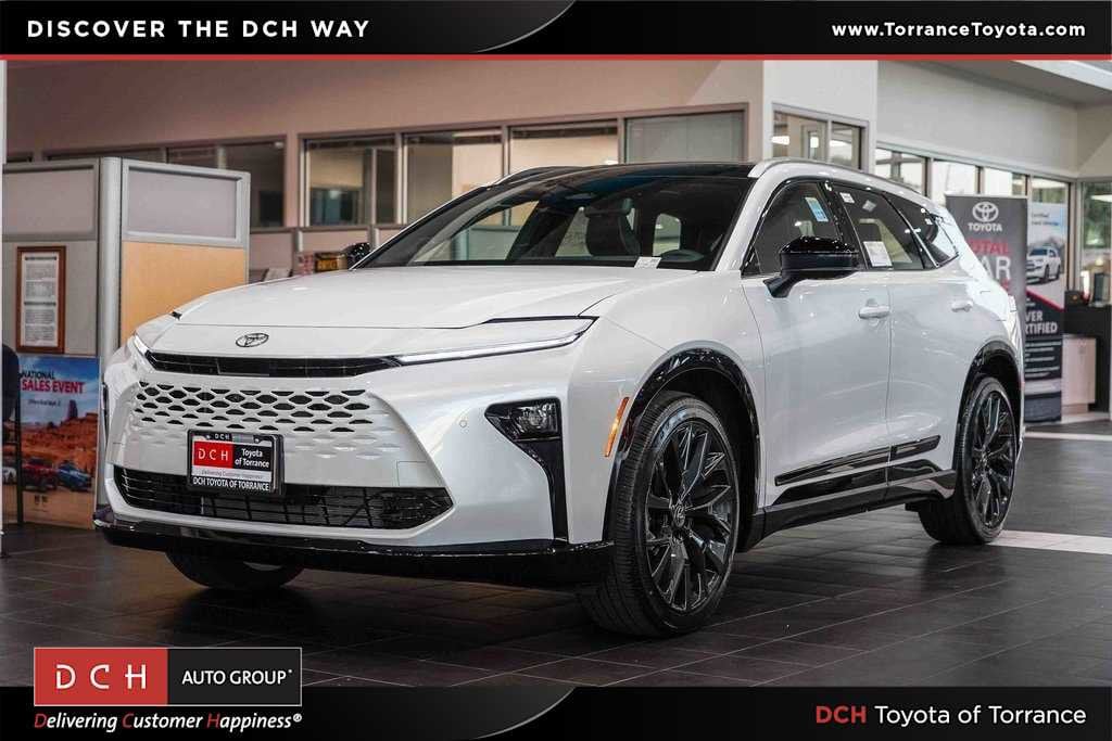 Thumbnail: 2025 Toyota Crown Signia - 1