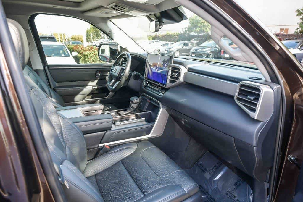 Thumbnail: 2023 Toyota Sequoia - 17