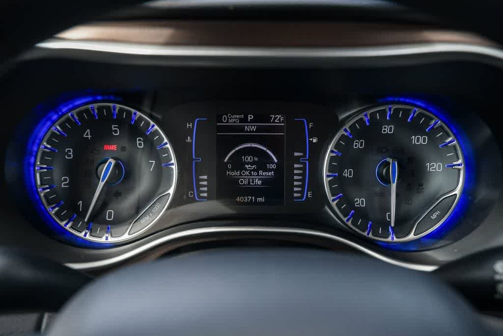 Thumbnail: 2019 Chrysler Pacifica - 23
