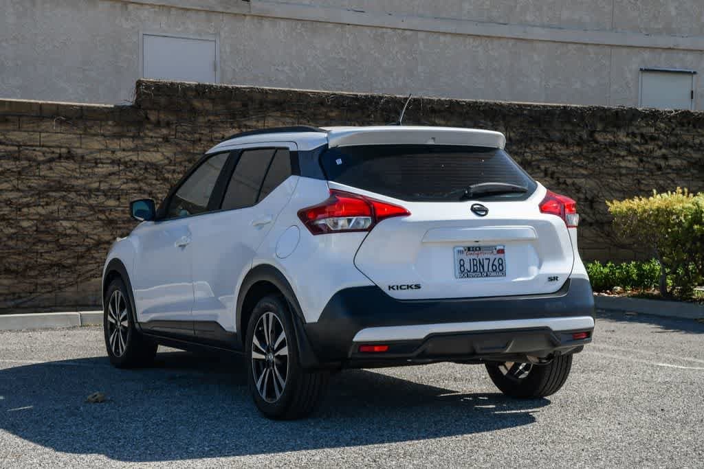 Thumbnail: 2018 Nissan Kicks - 8