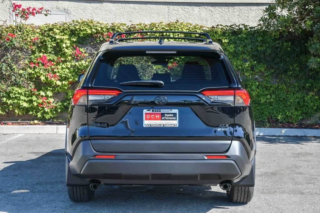 Thumbnail: 2025 Toyota RAV4 - 7