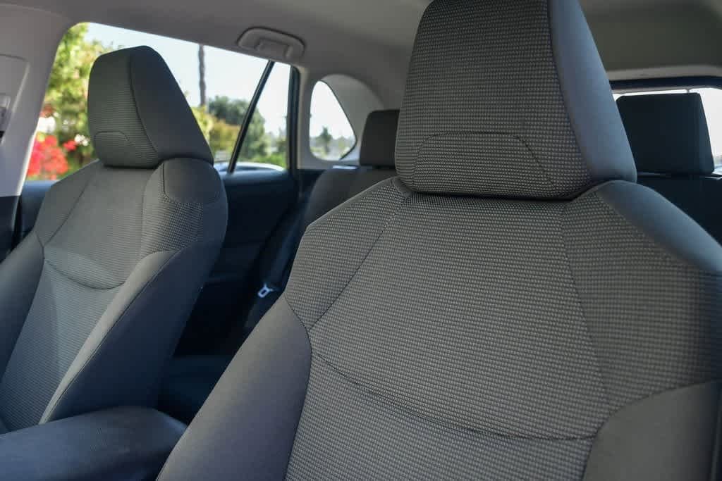2024 Toyota RAV4 LE 17