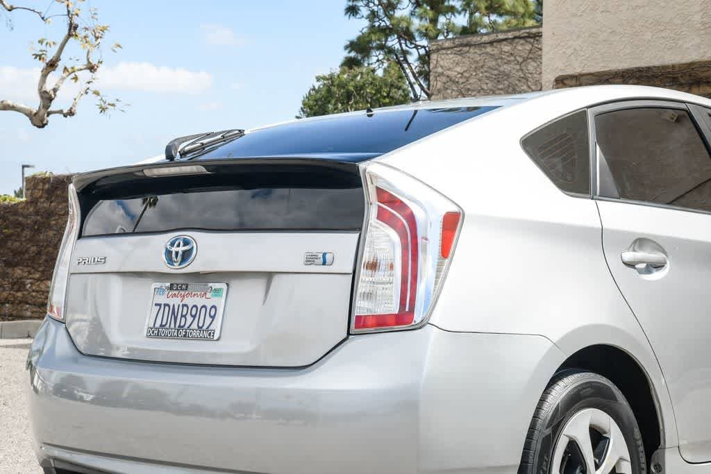 Thumbnail: 2014 Toyota Prius - 6
