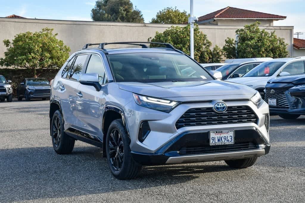 Thumbnail: 2024 Toyota RAV4 - 3