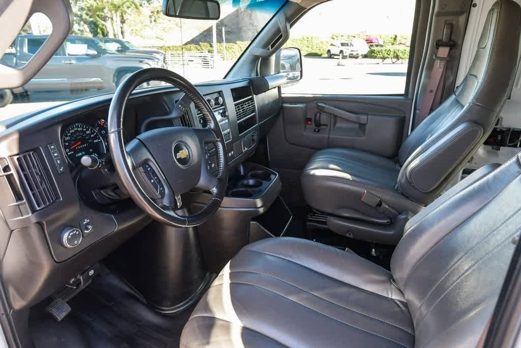 Thumbnail: 2022 Chevrolet Express - 16