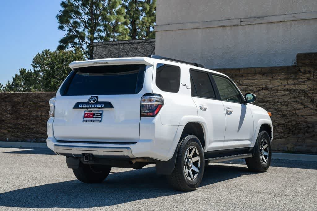 2024 Toyota 4Runner TRD Off-Road photo 6