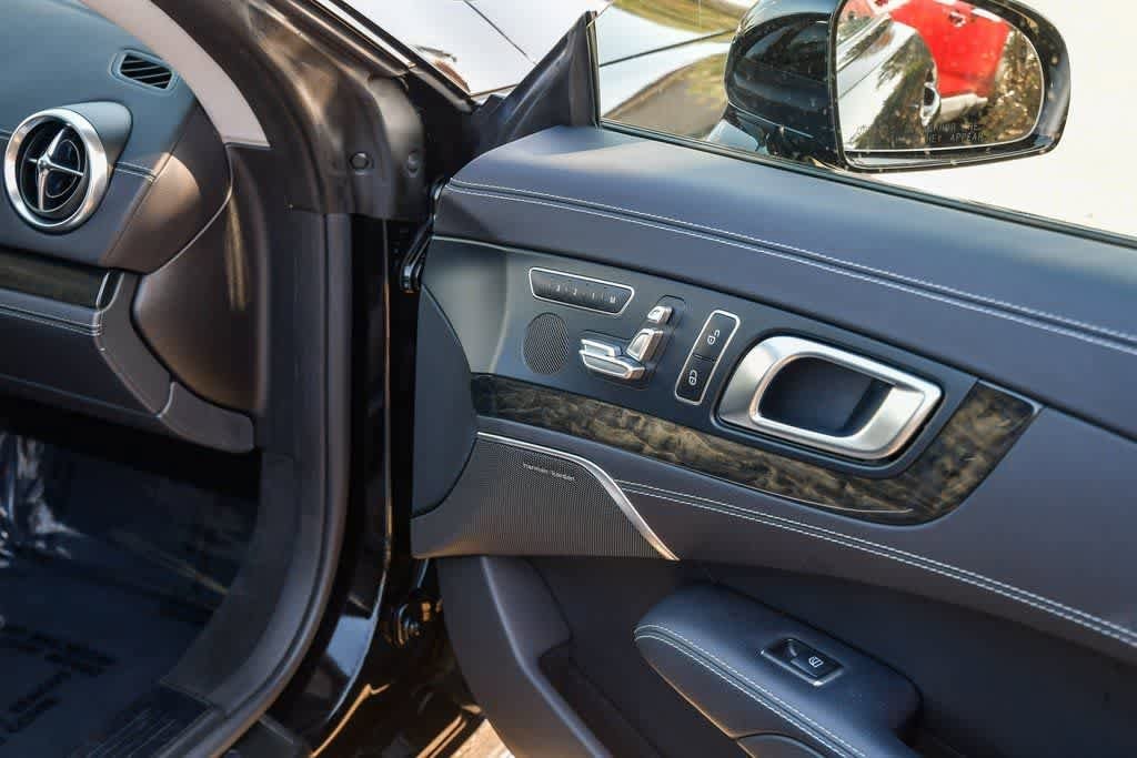 Thumbnail: 2018 Mercedes-Benz SL-Class - 16