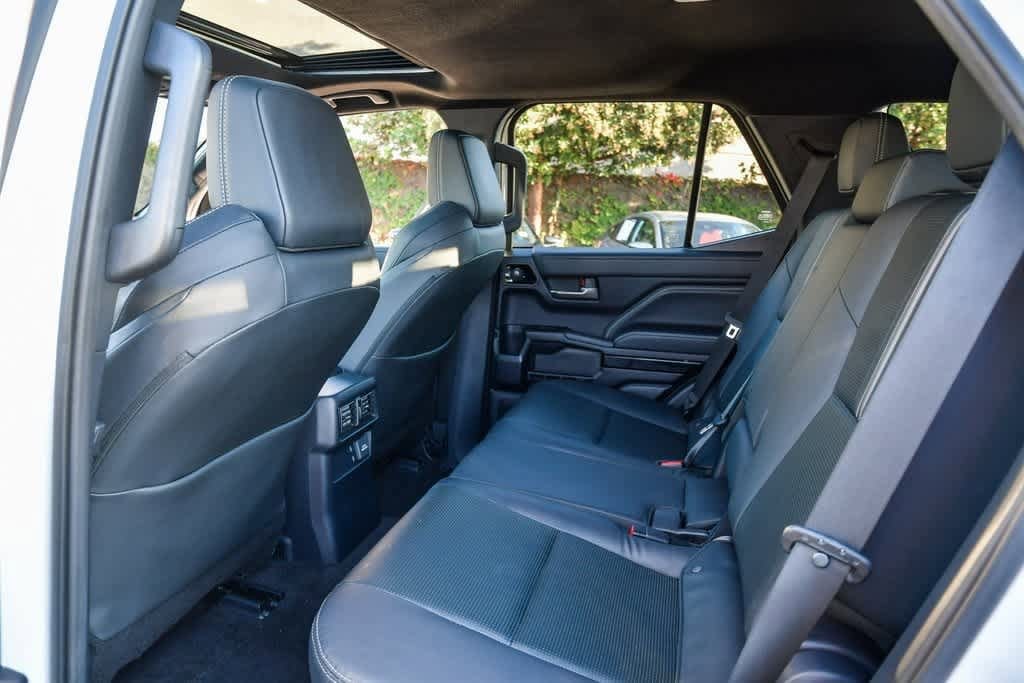 Thumbnail: 2025 Toyota 4Runner - 18