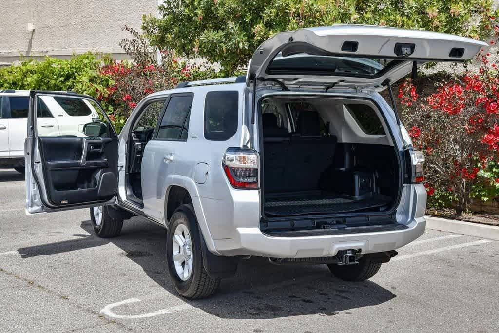 Thumbnail: 2024 Toyota 4Runner - 28