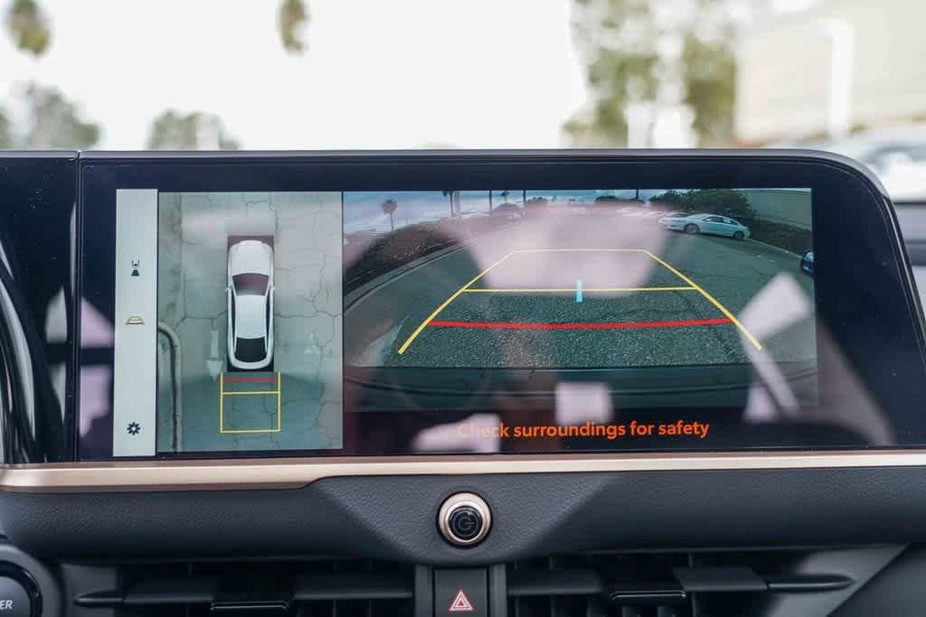 Thumbnail: 2026 Toyota Crown - 25