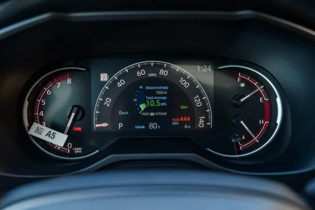 Thumbnail: 2025 Toyota RAV4 - 24