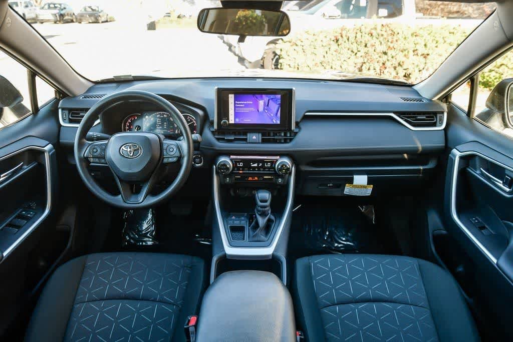 Thumbnail: 2025 Toyota RAV4 - 14