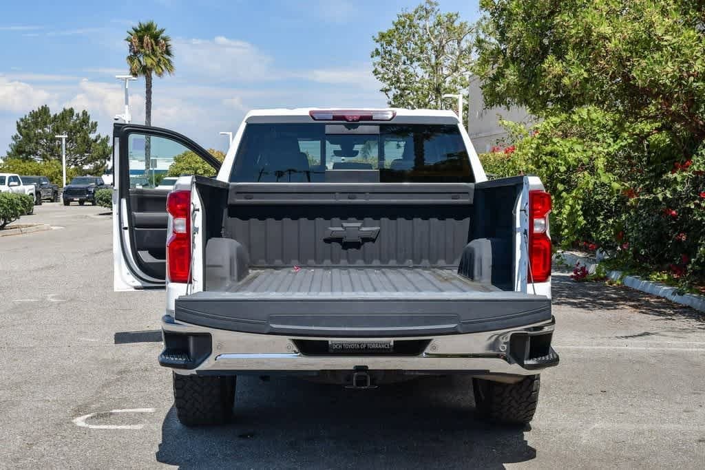 Thumbnail: 2021 Chevrolet Silverado 1500 - 30