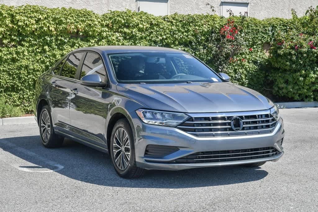 Thumbnail: 2021 Volkswagen Jetta - 3
