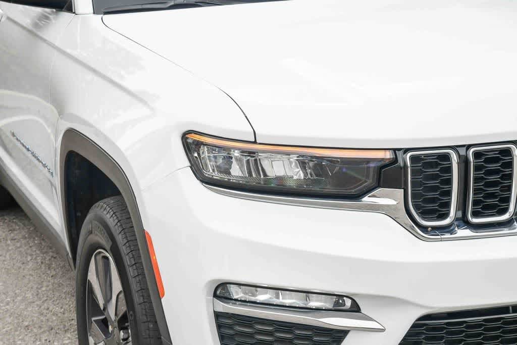 Thumbnail: 2022 Jeep Grand Cherokee - 3