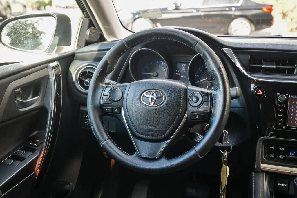 Thumbnail: 2018 Toyota Corolla iM - 12