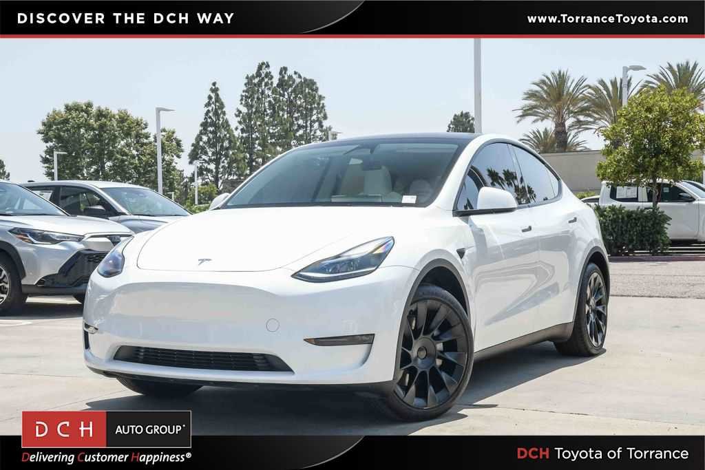 2024 Tesla Model Y Long Range Dual Motor All-Wheel Drive's photo