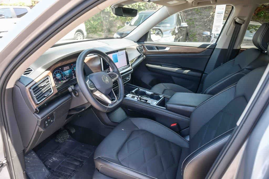 Thumbnail: 2024 Volkswagen Atlas - 15