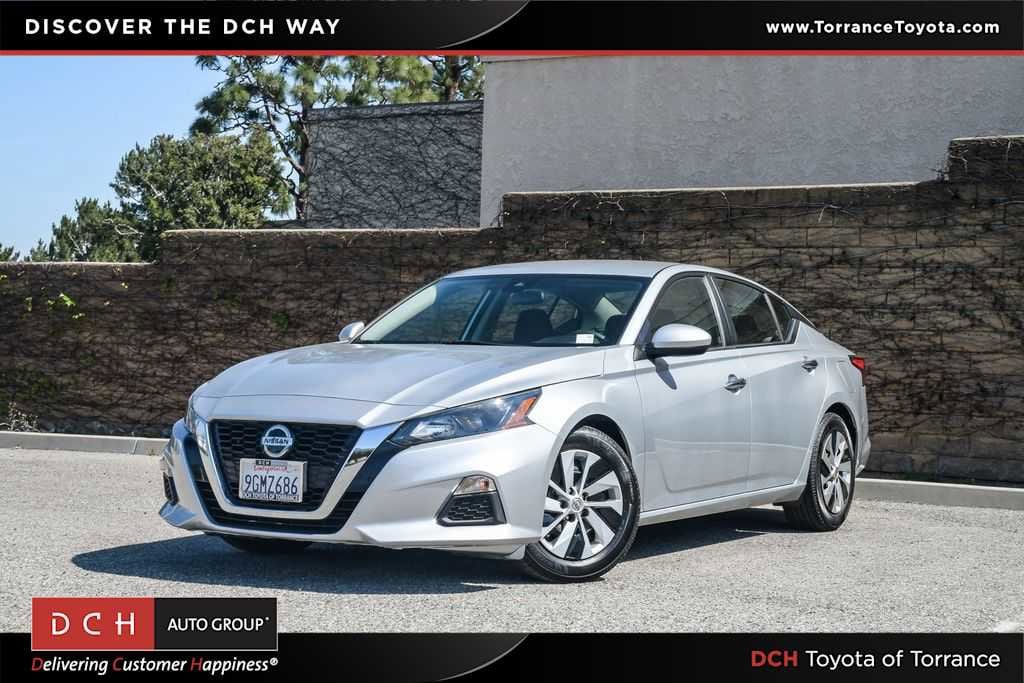 2022 Nissan Altima 2.5 S photo 1