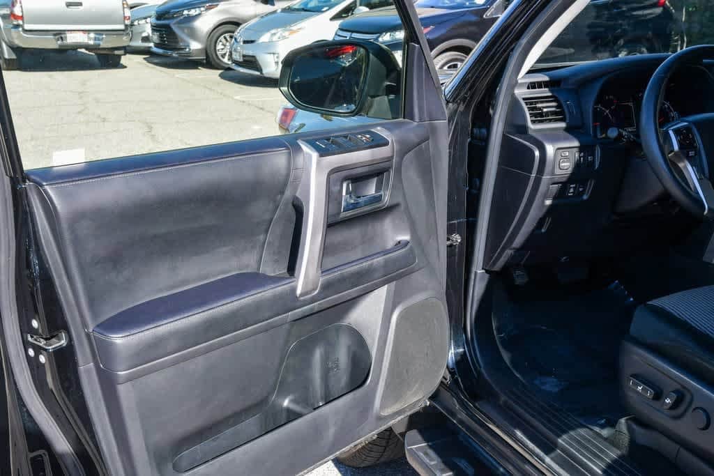 Thumbnail: 2024 Toyota 4Runner - 19