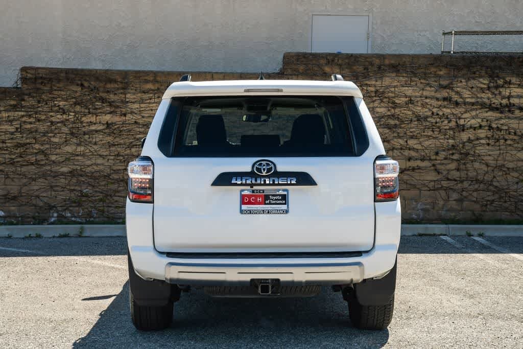 2024 Toyota 4Runner TRD Off-Road photo 3