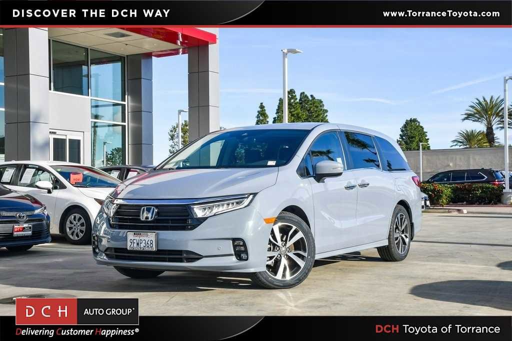 2023 Honda Odyssey Touring's photo
