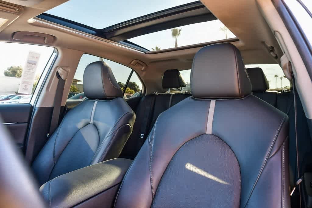 Thumbnail: 2023 Toyota Camry - 17