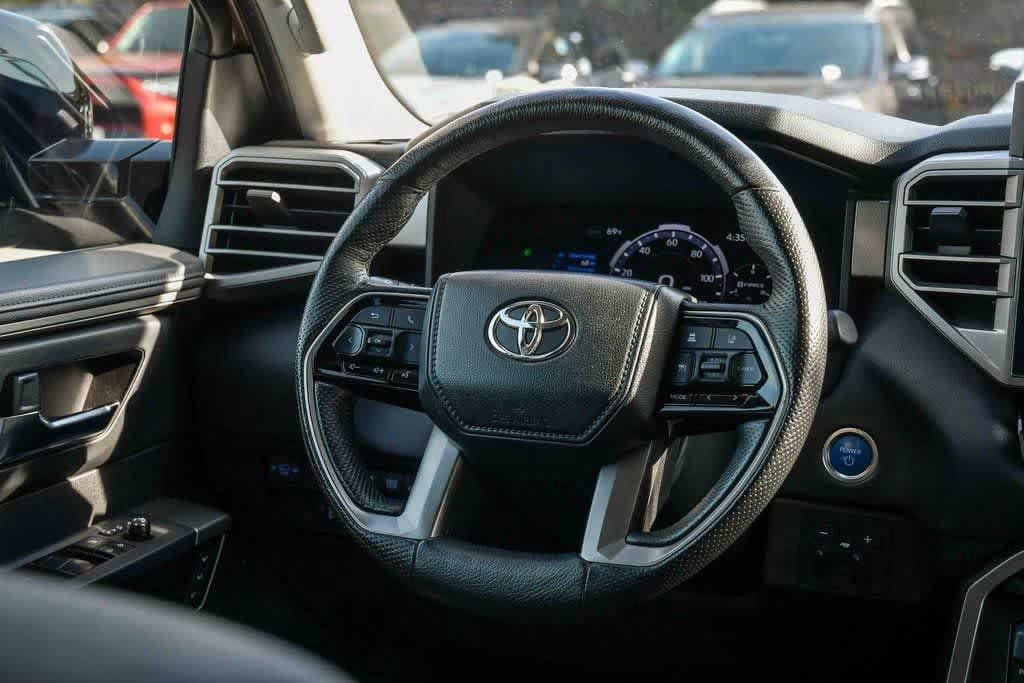 Thumbnail: 2023 Toyota Sequoia - 14