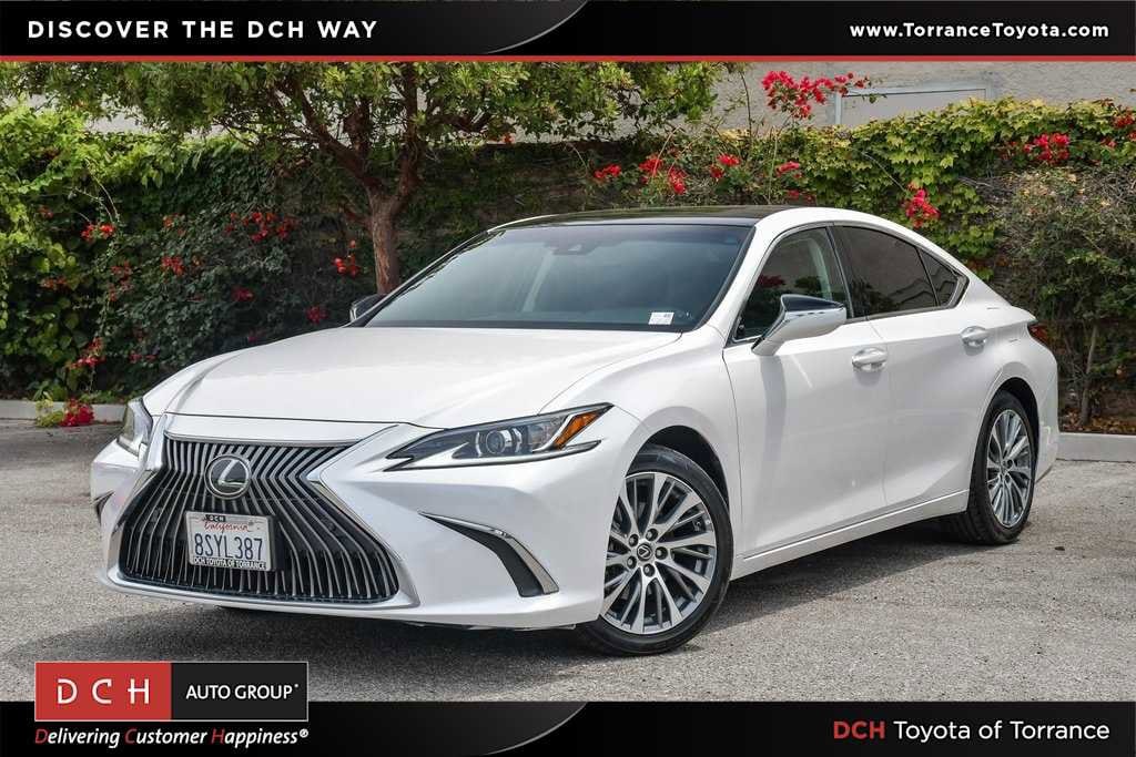 Thumbnail: 2020 Lexus ES - 1