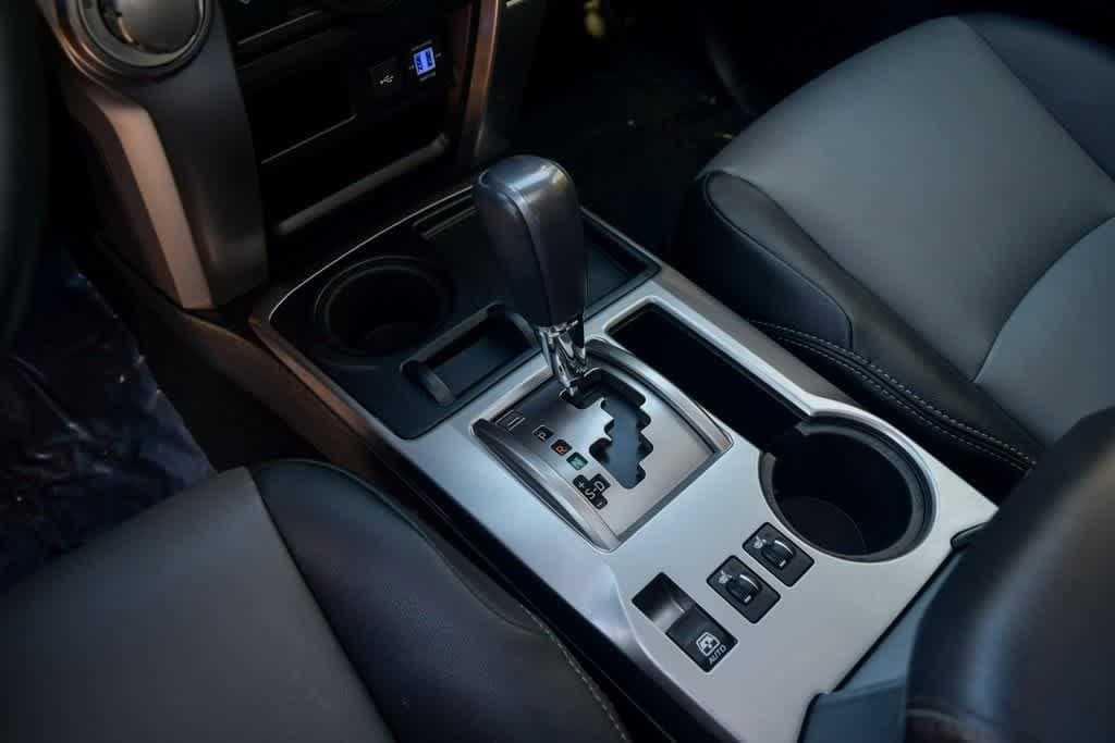 Thumbnail: 2021 Toyota 4Runner - 23