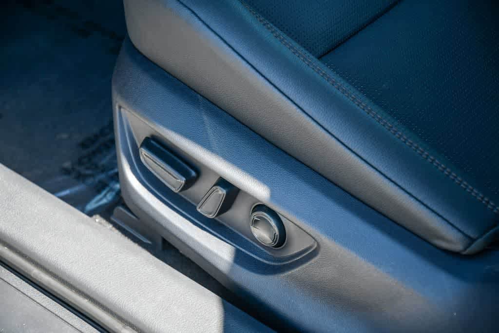 Thumbnail: 2026 Toyota Camry - 26
