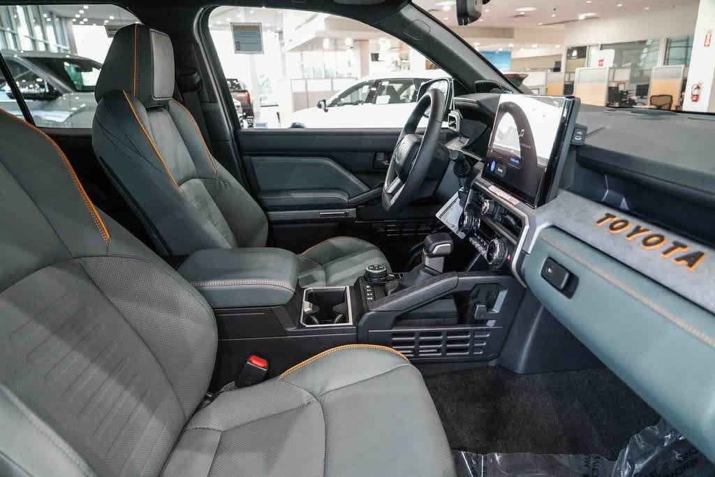 Thumbnail: 2025 Toyota 4Runner - 16