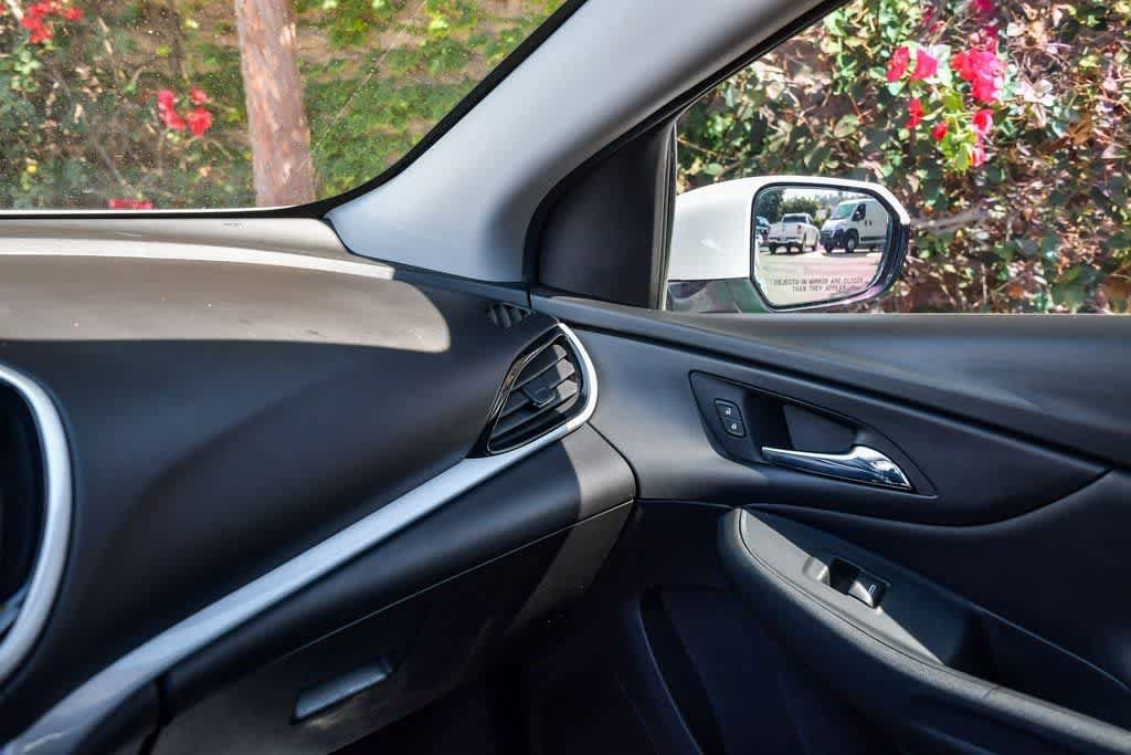 Thumbnail: 2019 Chevrolet Volt - 26