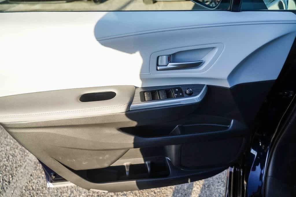 Thumbnail: 2026 Toyota Sienna - 21