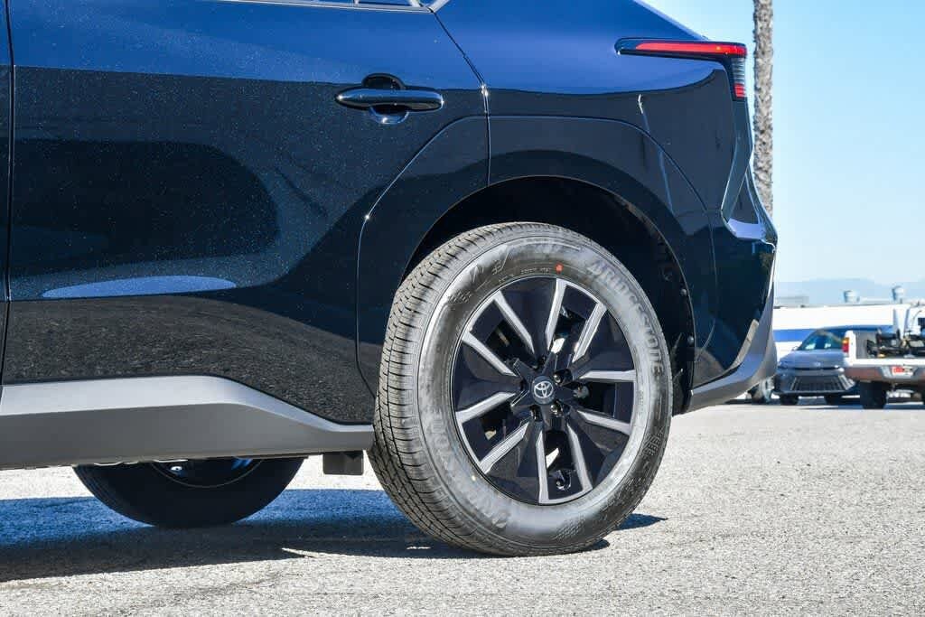 2026 Toyota bZ XLE - Photo 11
