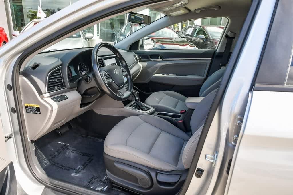 Thumbnail: 2017 Hyundai Elantra - 16