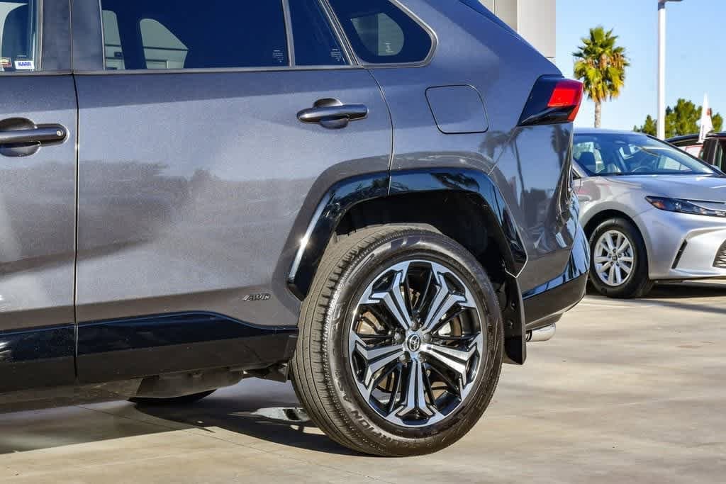 Thumbnail: 2022 Toyota RAV4 - 11