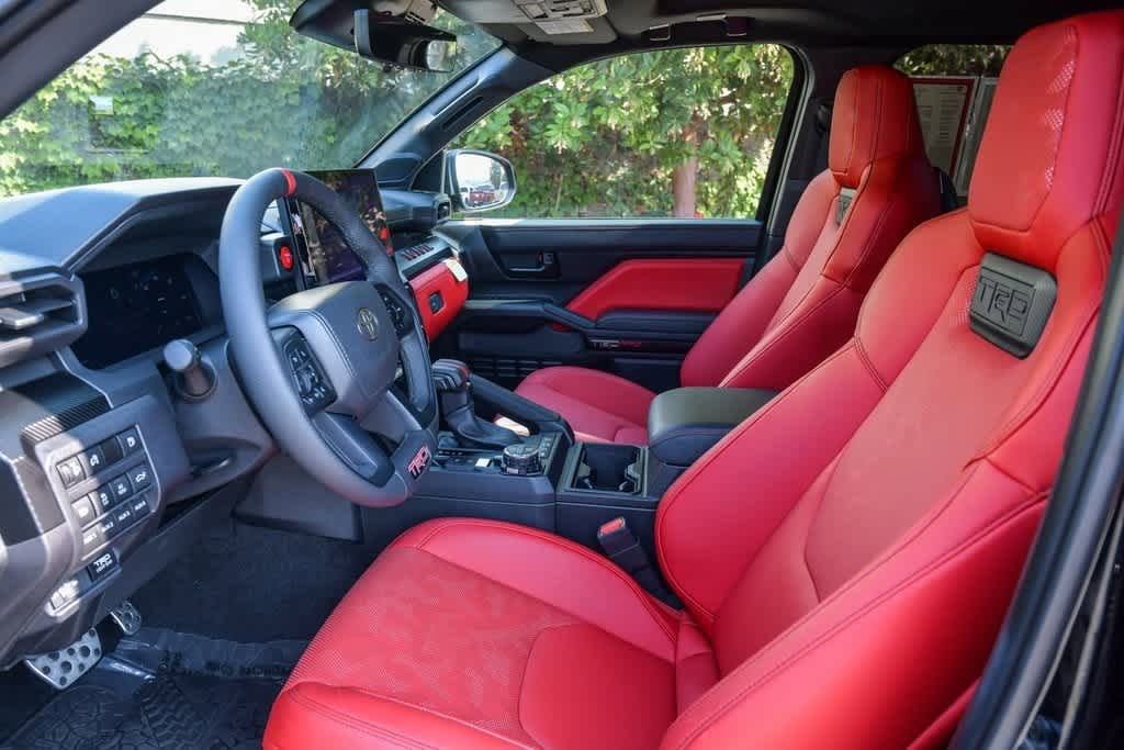 Thumbnail: 2025 Toyota Tacoma - 25