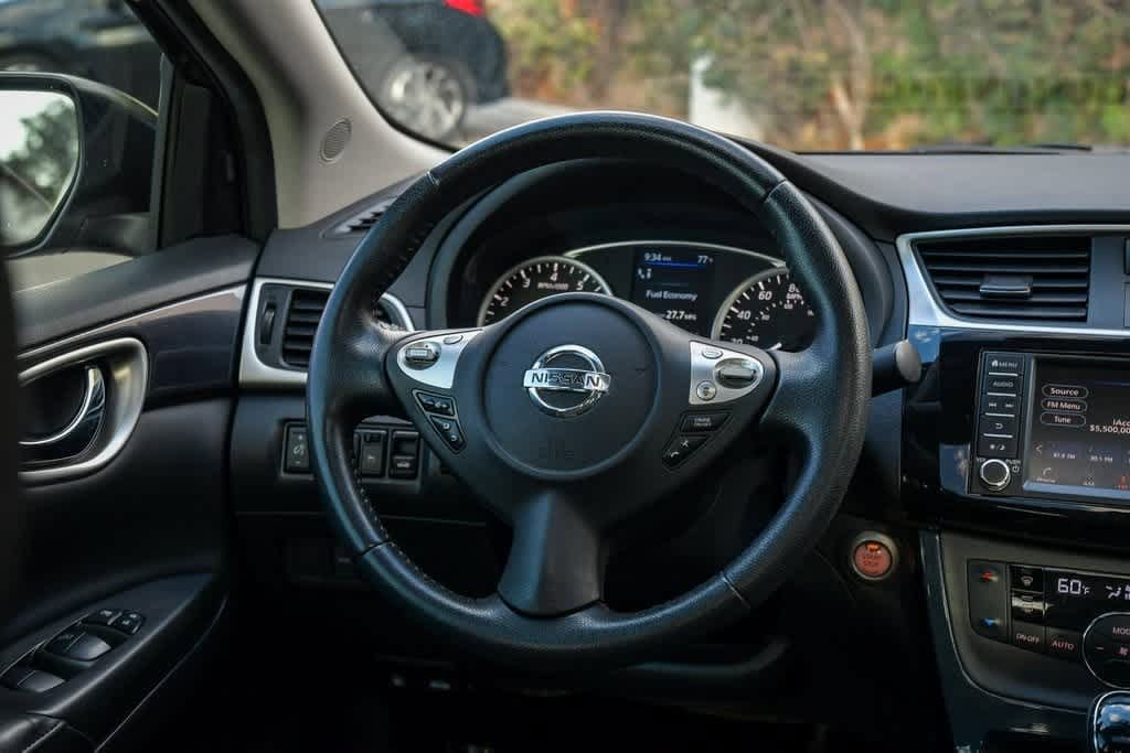 Thumbnail: 2019 Nissan Sentra - 12